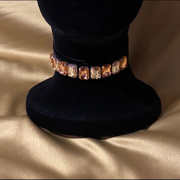 Handmade Black Velvet Rhinestones Chocker - Picture 4 of 4